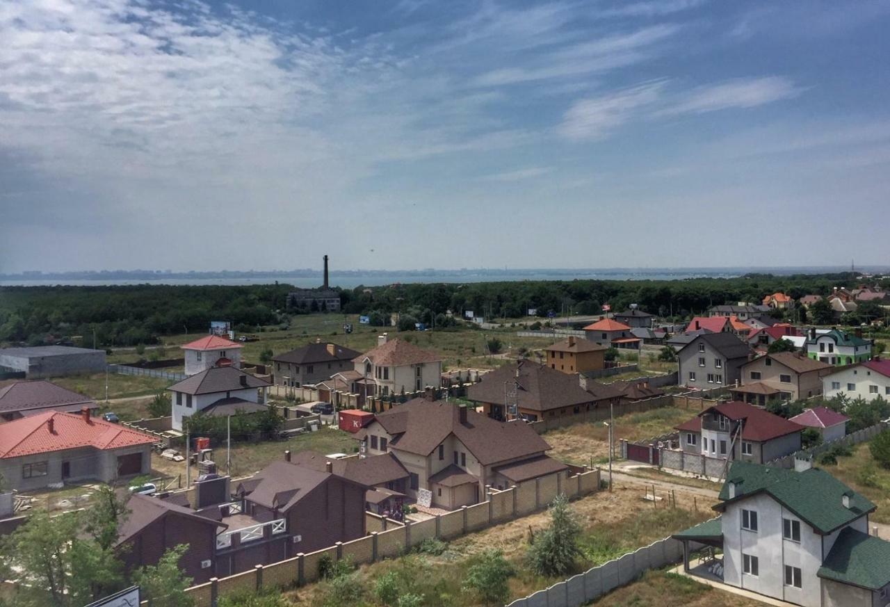 شقة نهر فونتانكا  في Уютная Квартира С Видом На Море Riviera City المظهر الخارجي الصورة