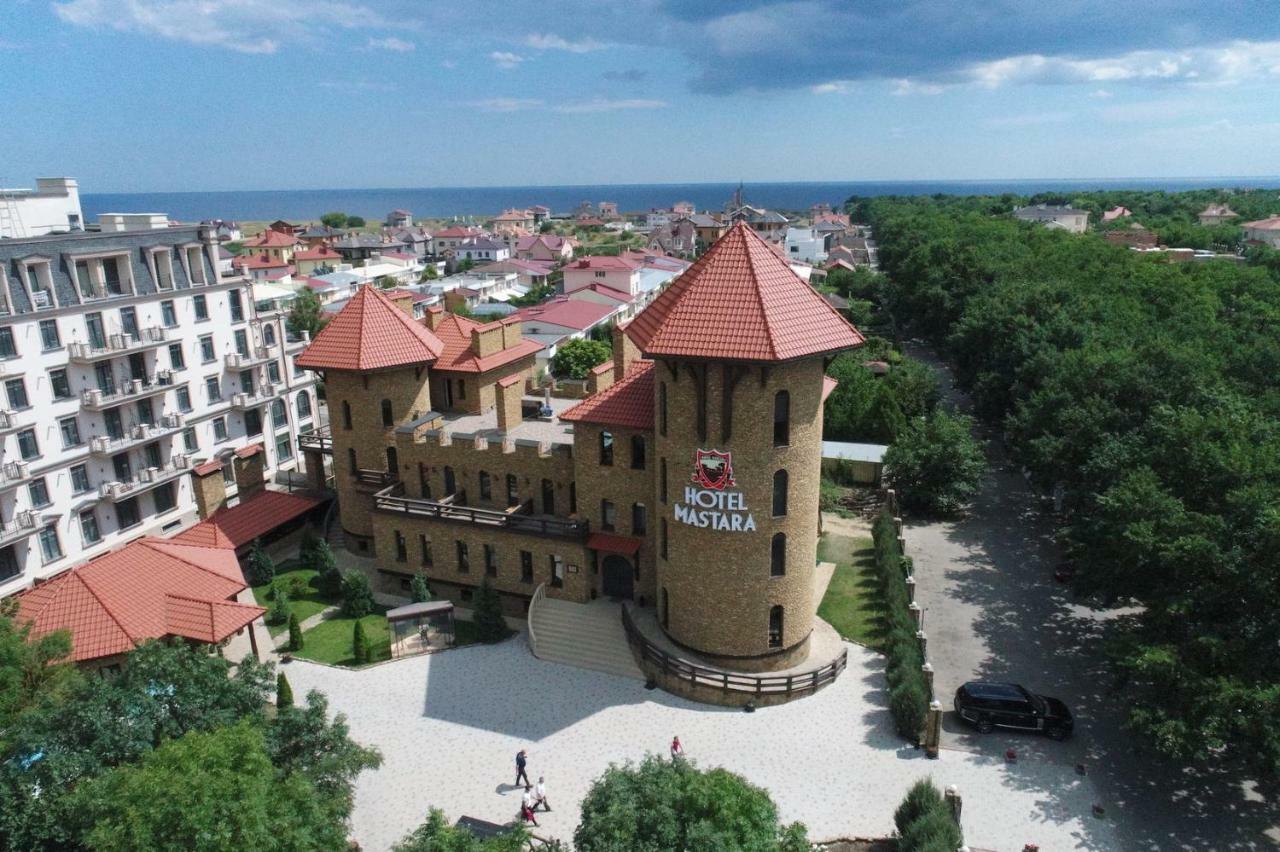 شقة نهر فونتانكا  في Уютная Квартира С Видом На Море Riviera City المظهر الخارجي الصورة